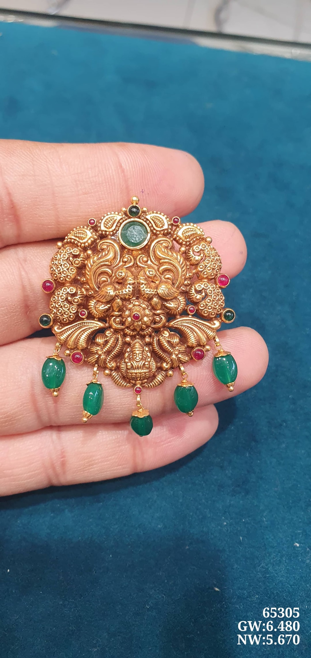 22K Antiq Pendent