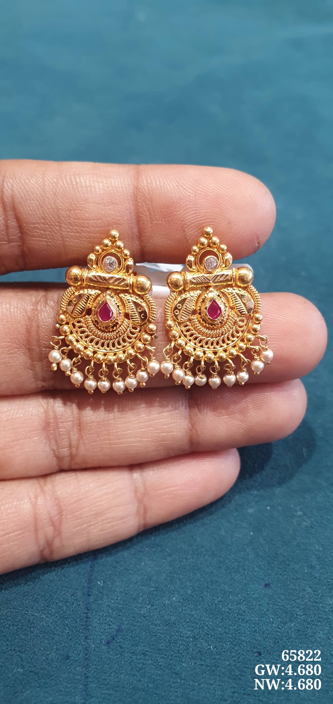 22K B Tops
