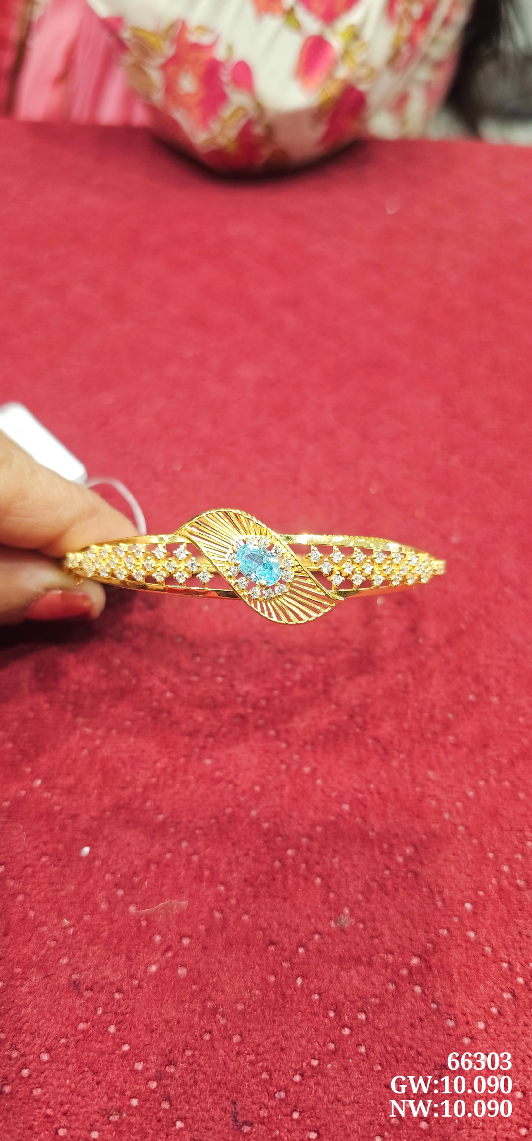 22K L Single Kada Bangle