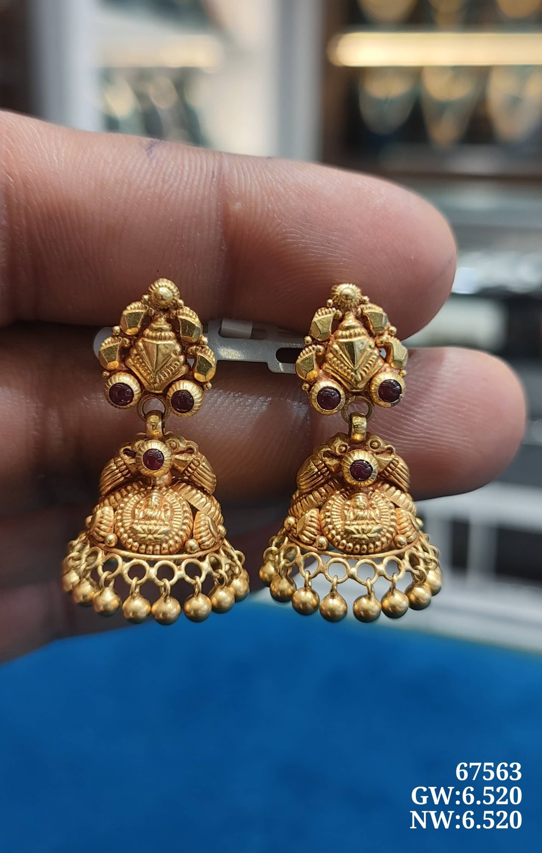 22K Antiq T&J Tops & Jumki