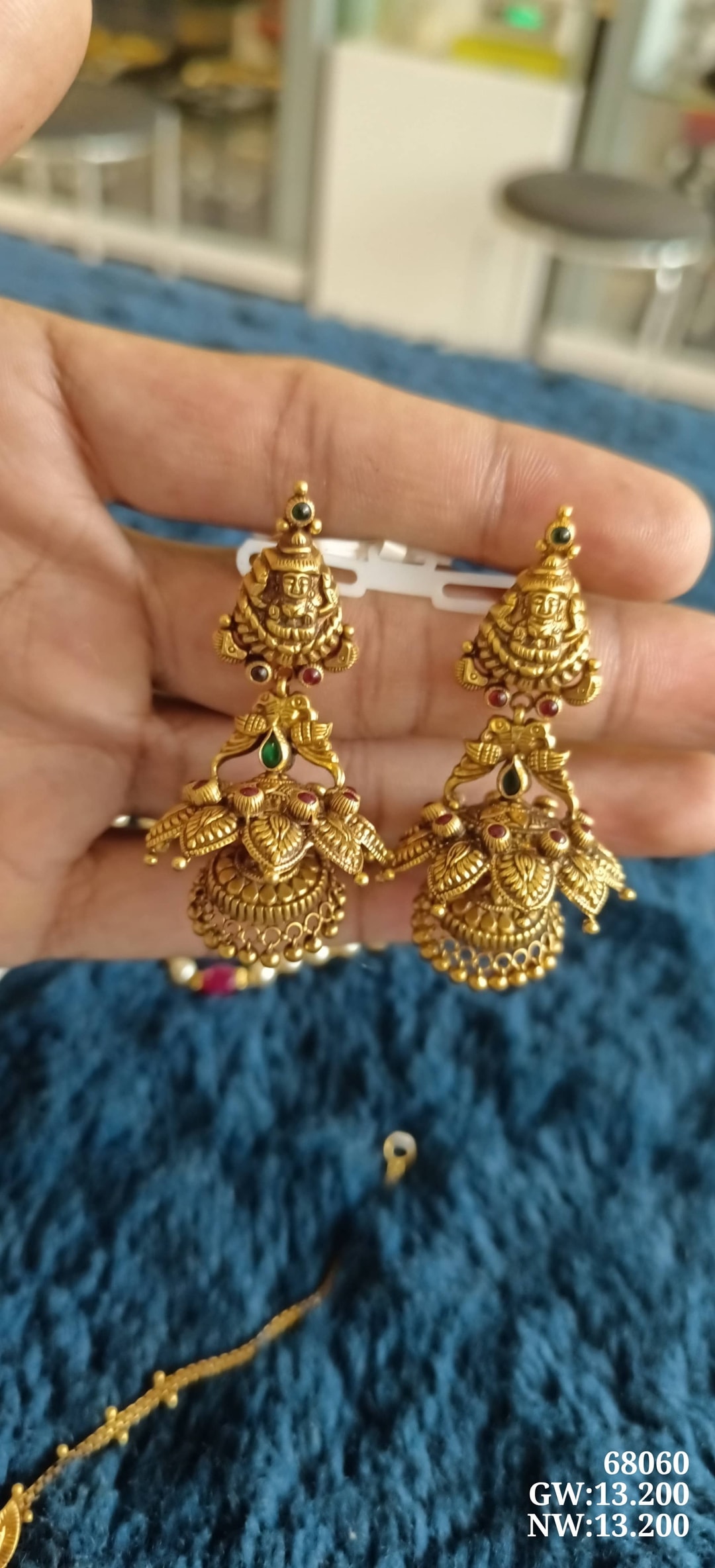 22K Antiq T&J Tops & Jumki