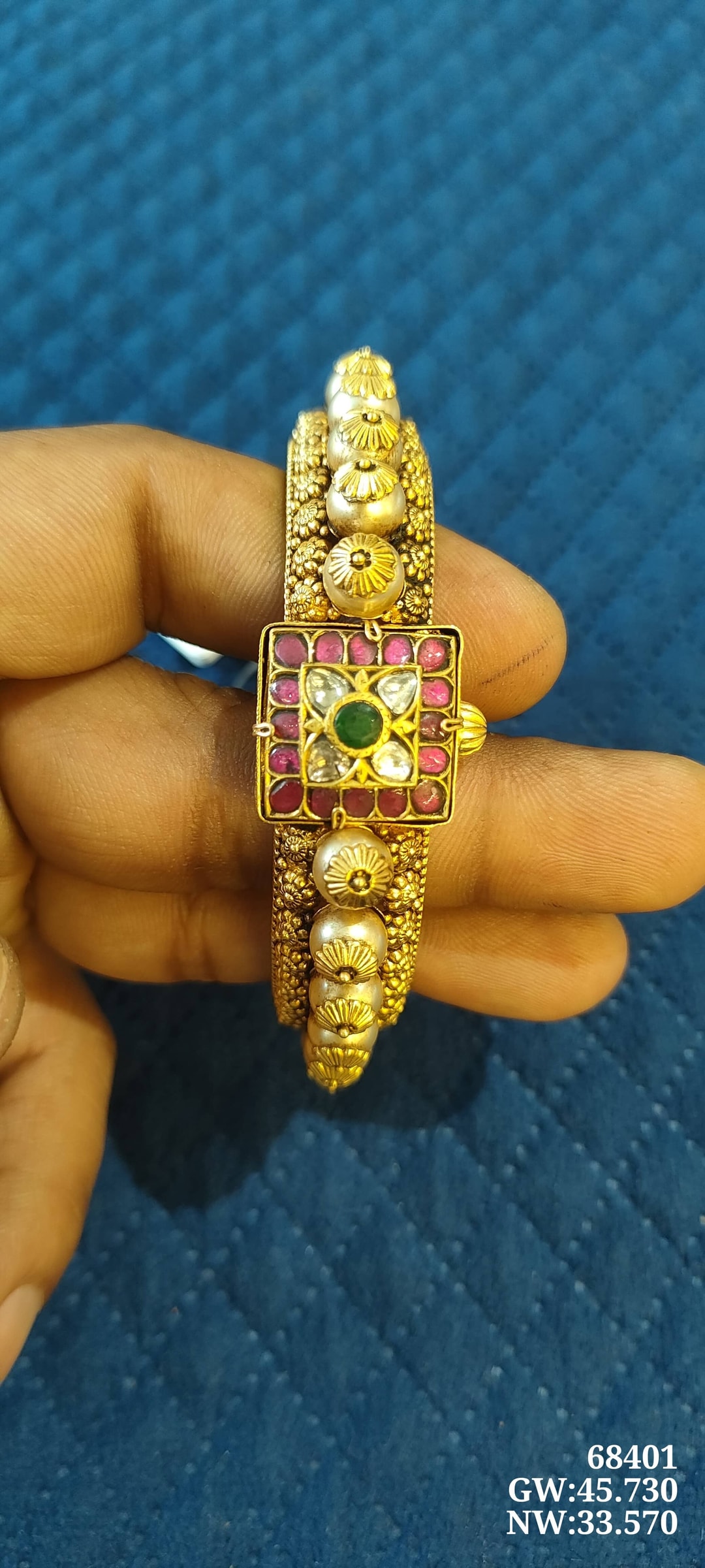 22K L Single Kada Bangle
