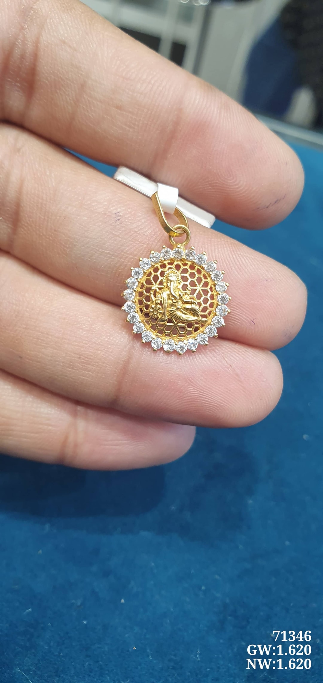 22K Cst Pendent