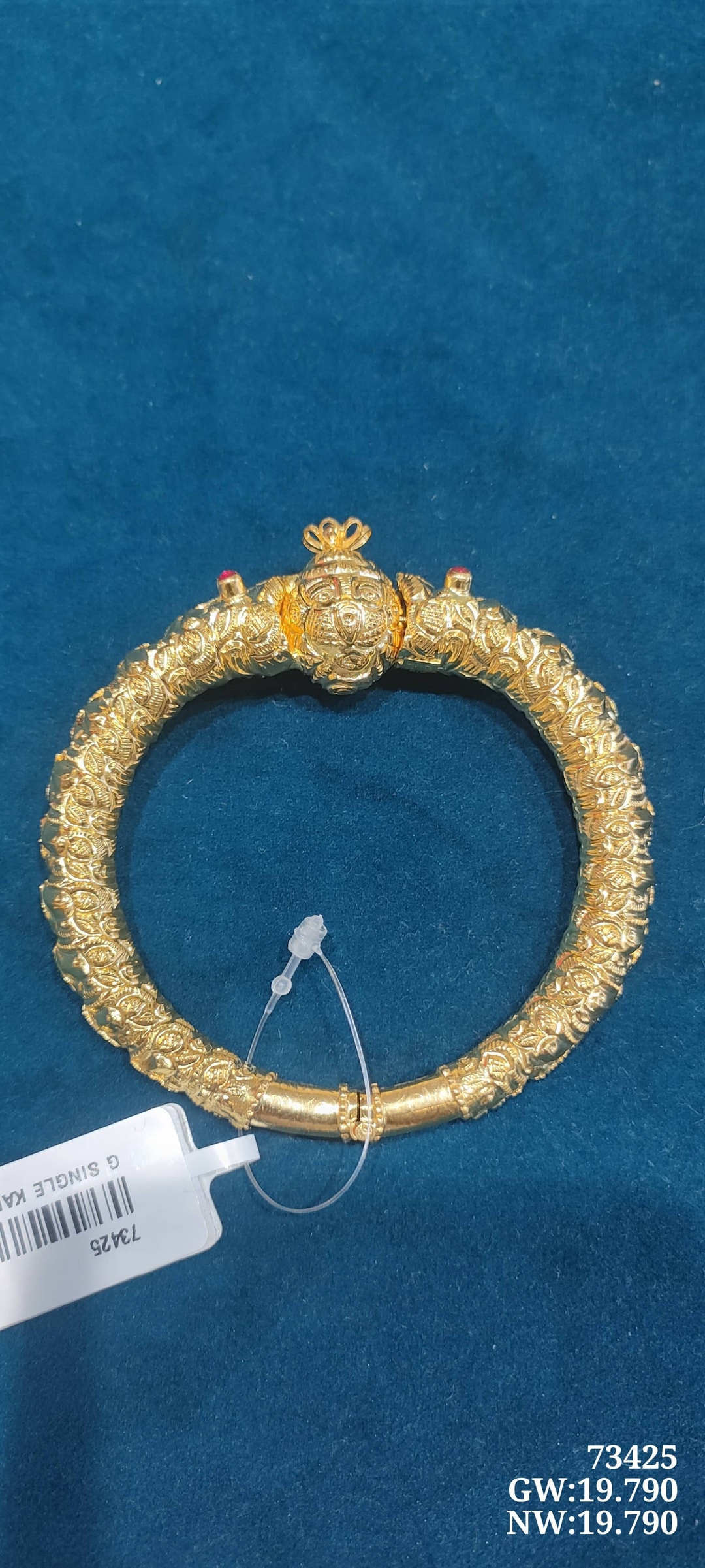 22K G Single Kada Bangle