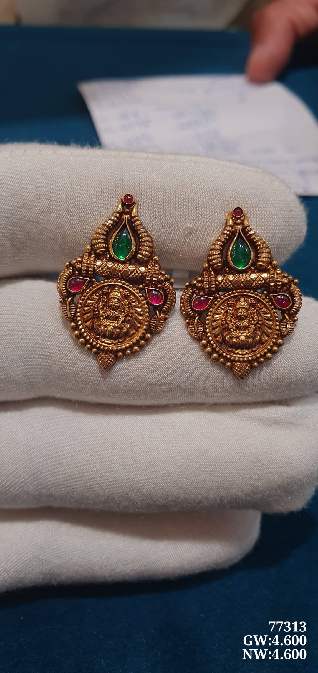 22K Antiq Tops