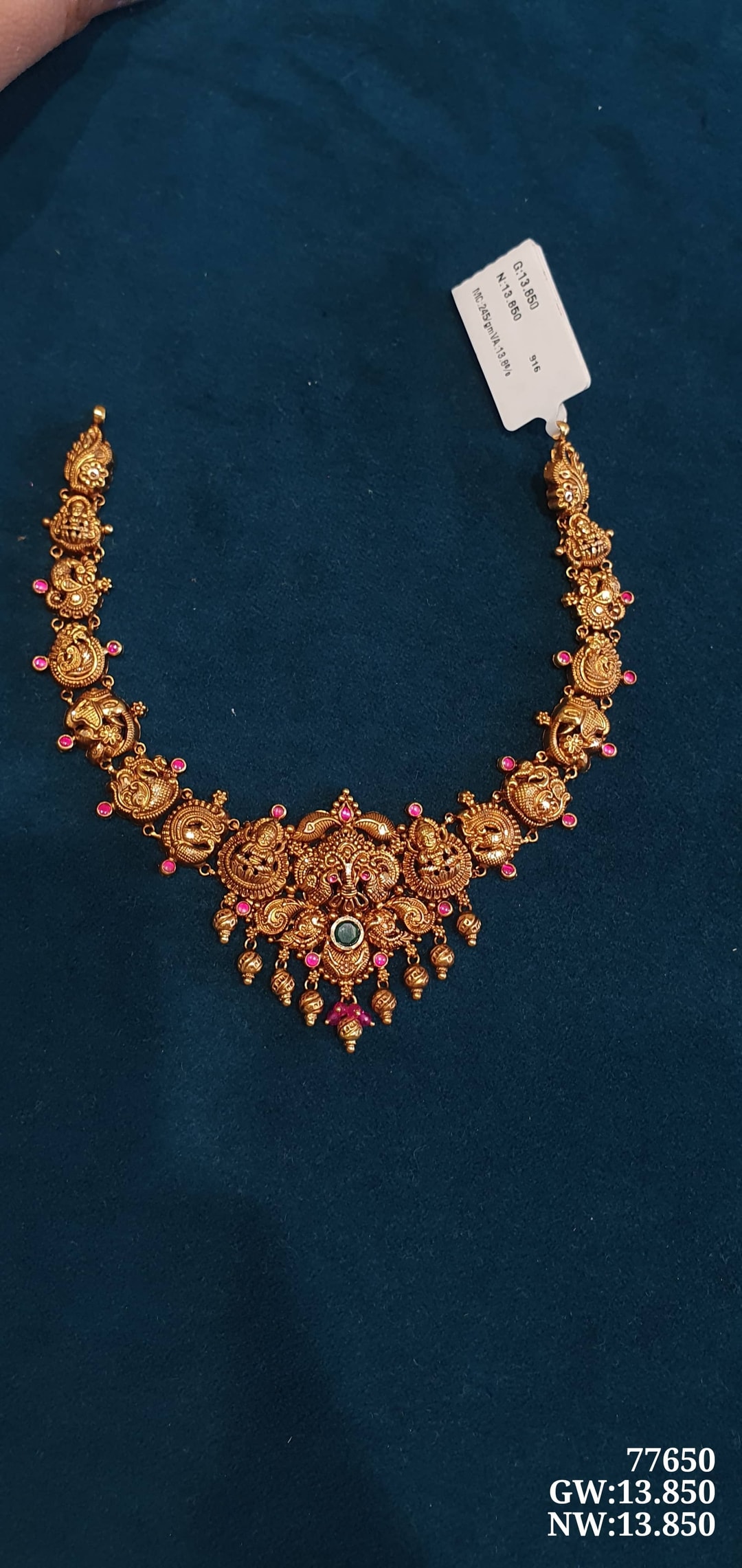 22K A Necklace W/O